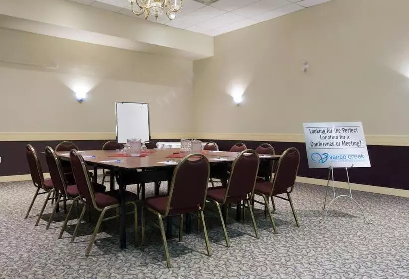 Vance Creek Hotel & Conference Centre