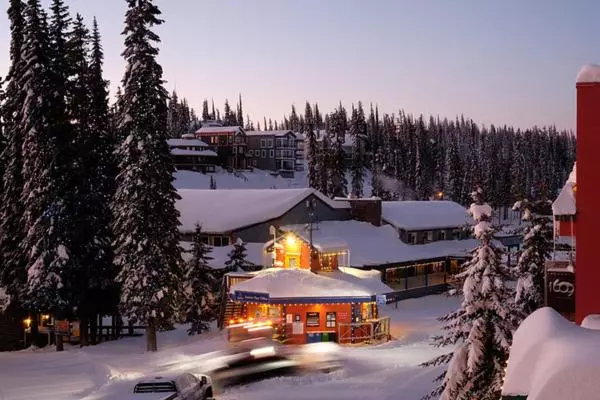 Vance Creek Hotel & Conference Centre