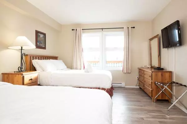 Vance Creek Hotel & Conference Centre