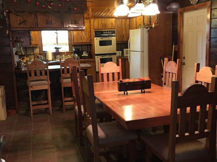 Whip Or Wheel Cabins