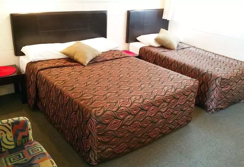 A & A Lodge Motel Emerald