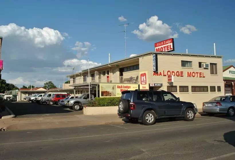 A & A Lodge Motel Emerald