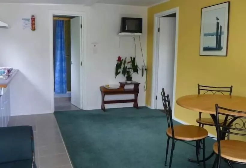 Retkeilymaja Sunseeker Lodge