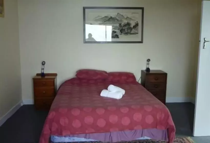 Retkeilymaja Sunseeker Lodge