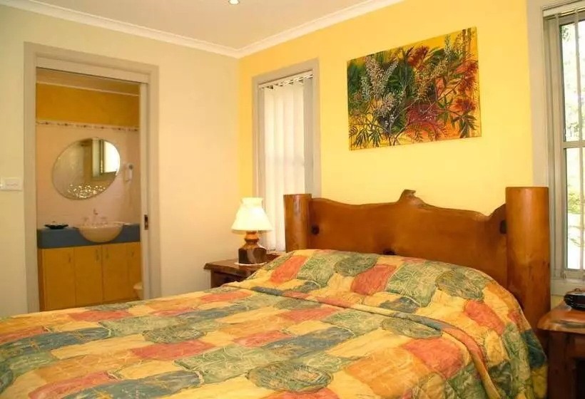 Bewong River Retreat