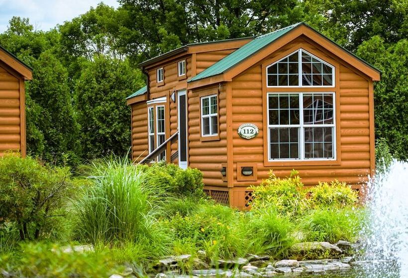 Cedar Point S Lighthouse Point