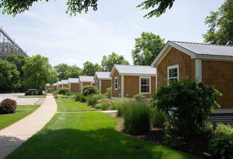 Cedar Point S Lighthouse Point