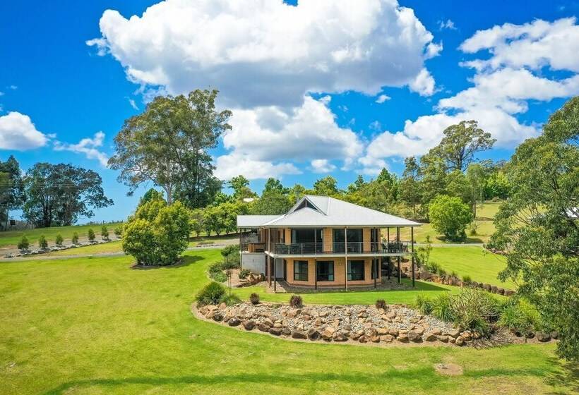 Clarendon Forest Retreat