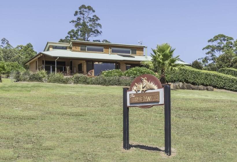 Clarendon Forest Retreat