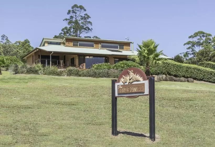 Clarendon Forest Retreat