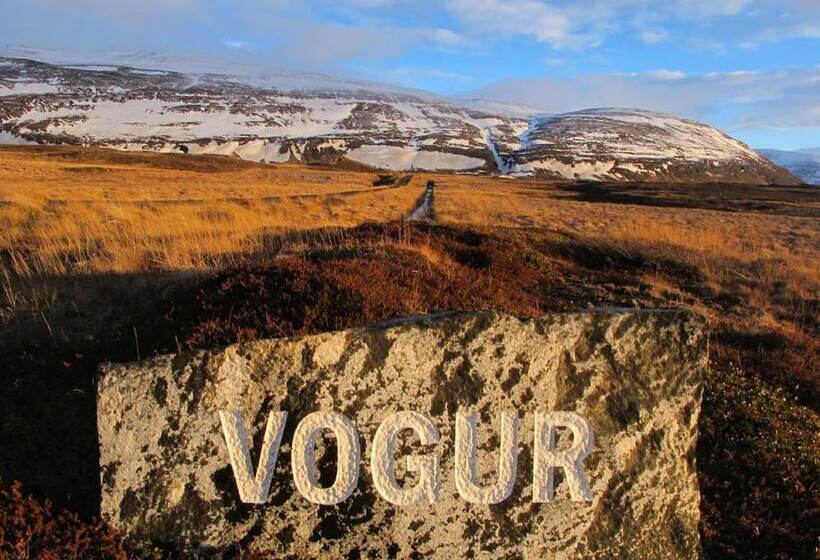 مسافرخانه Vogur Country Lodge