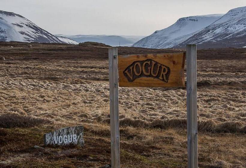 مسافرخانه Vogur Country Lodge