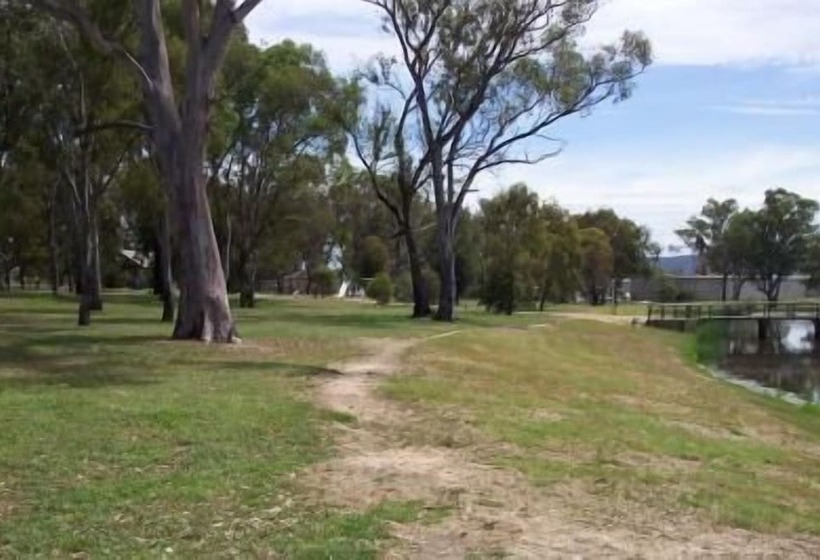 호텔 Albury All Seasons Tourist Park