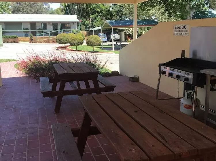 Hotelli Albury All Seasons Tourist Park