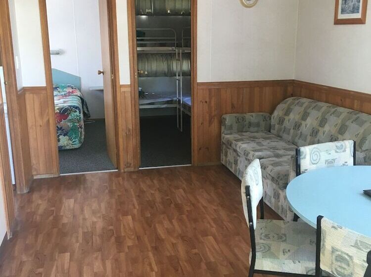 호텔 Albury All Seasons Tourist Park