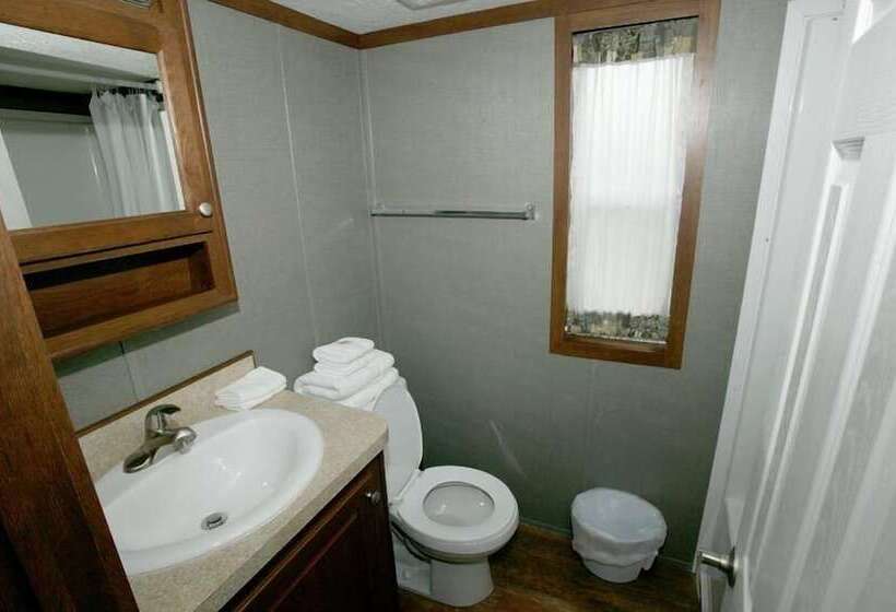 فندق Arrowhead Resort Campground