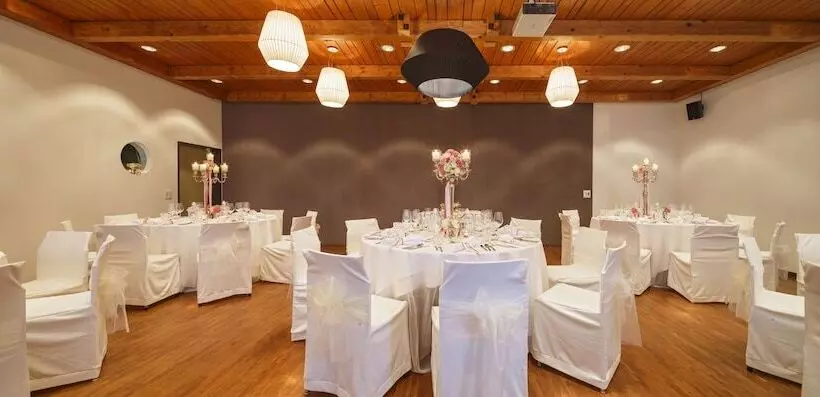 Hotelli Chärnsmatt Gasthof & Spielparadies