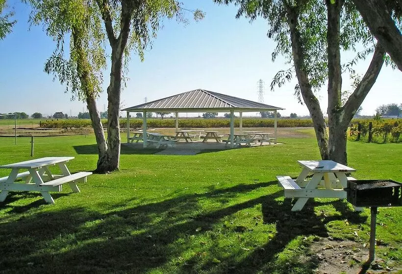 Hotelli Lake Minden Rv Resort Campground