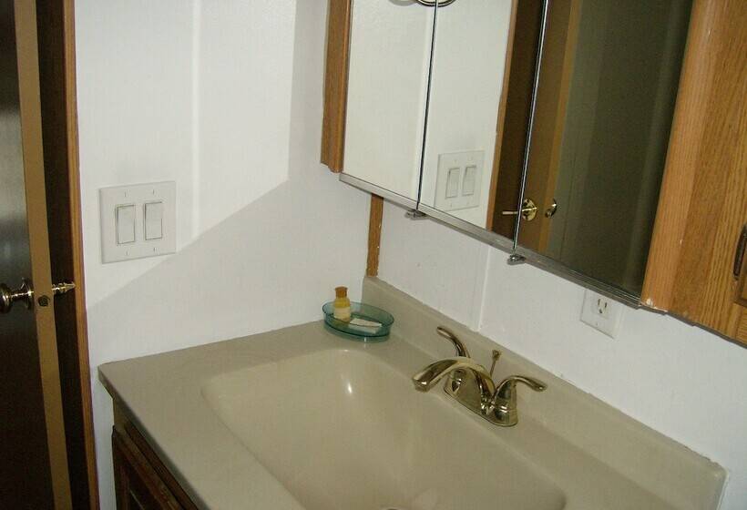 فندق Lake Minden Rv Resort Campground