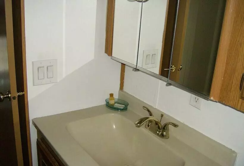 Hotelli Lake Minden Rv Resort Campground