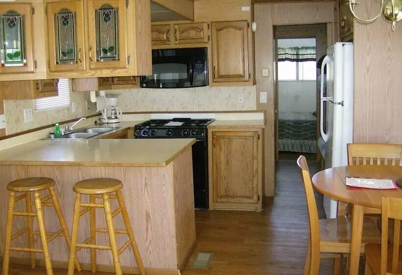 Hotelli Lake Minden Rv Resort Campground