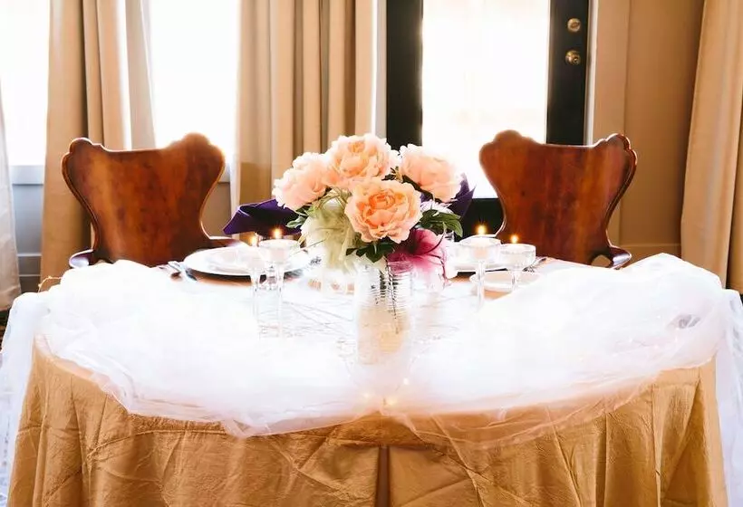 Hotelli Landoll S Mohican Castle