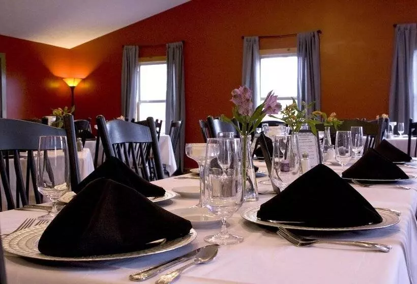 Hotelli Landoll S Mohican Castle