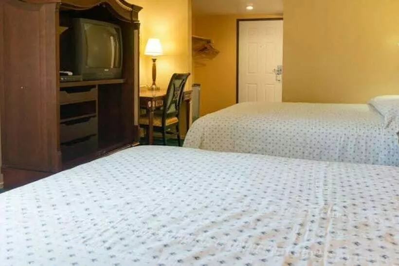 Hotelli Redondo Beach Inn