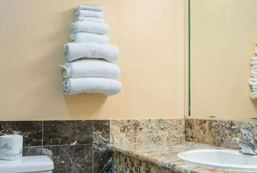 Hotelli Redondo Beach Inn