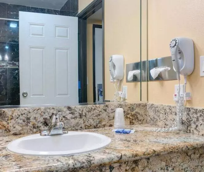 Hotelli Redondo Beach Inn