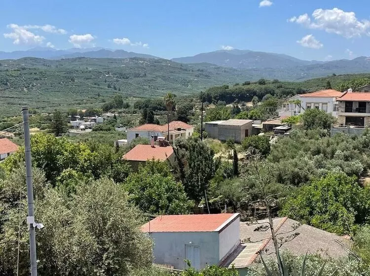 Spilia Village Hotel & Villas