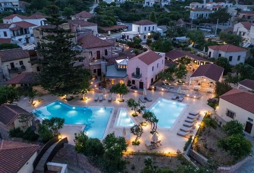 Spilia Village Hotel & Villas