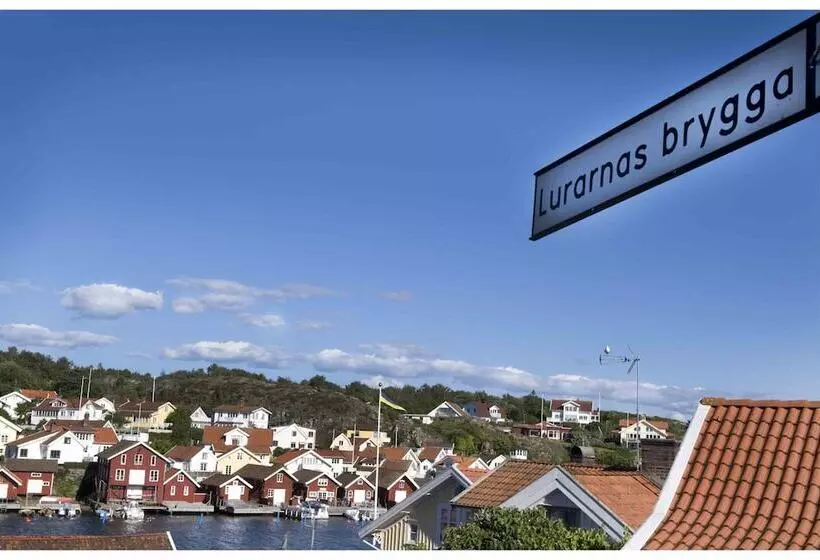 Hotelli Strandflickornas Husen Invid Havet