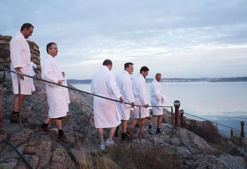 Hotelli Strandflickornas Husen Invid Havet