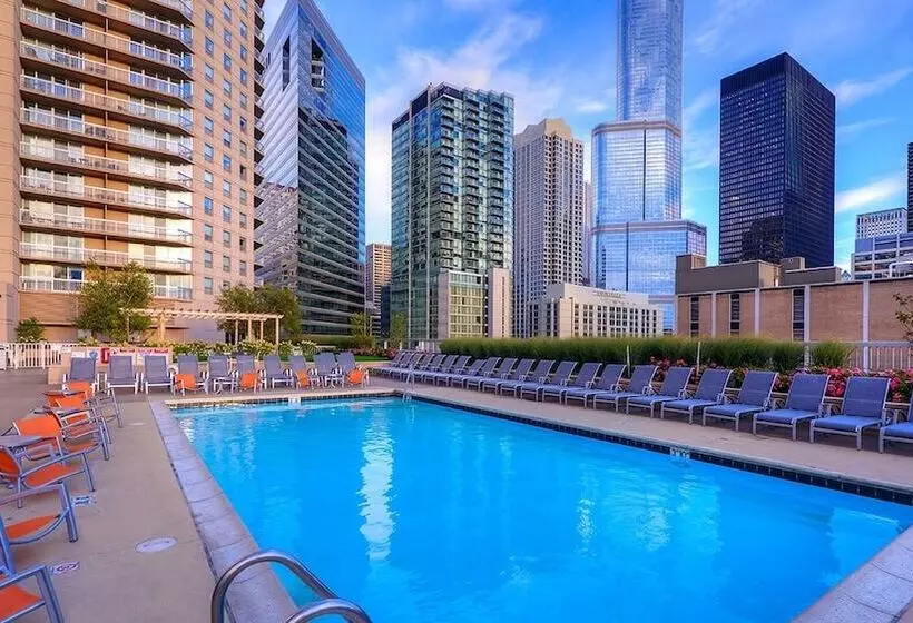 ホテル The Penthouse At Grand Plaza