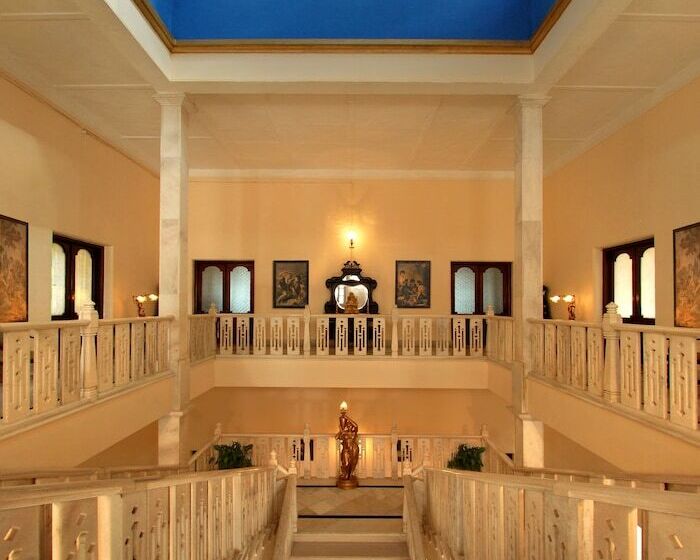 Hotel Welcomheritage Sheikhpura Kothi