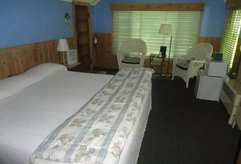 Motelli The Cabins At Autumn Mountain Winery