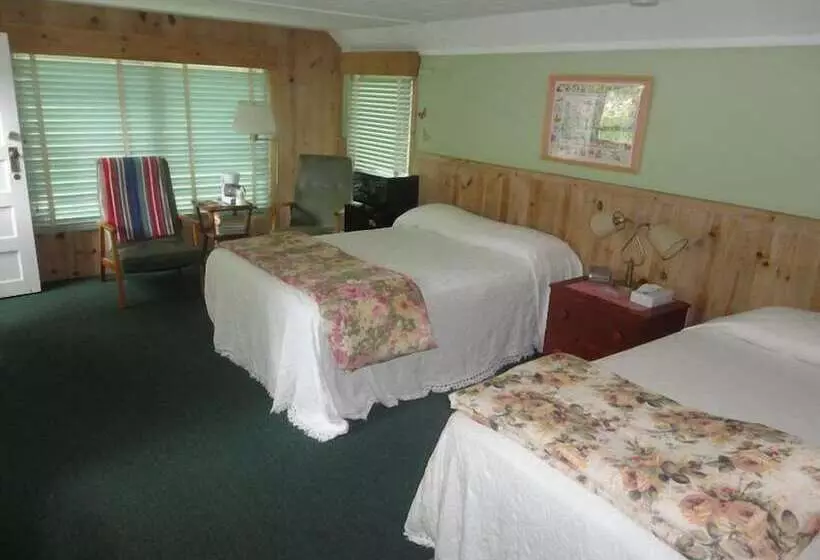 Motelli The Cabins At Autumn Mountain Winery