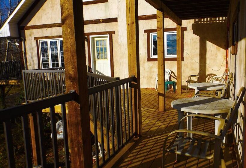 모텔 Timberland Inn