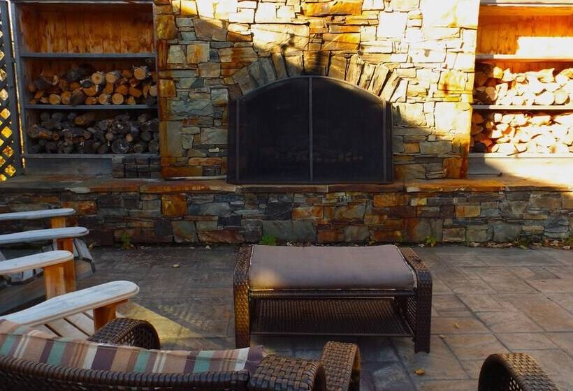 모텔 Timberland Inn