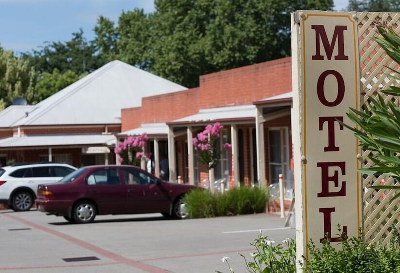Мотель Yackandandah Motor Inn