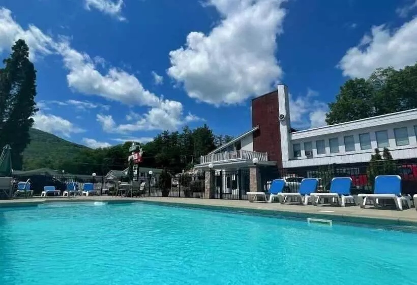 O Sullivan S On The Lake Motel