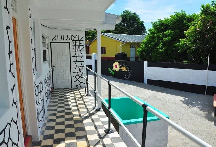 پانسیون Duncan S Hideaway Guesthouse