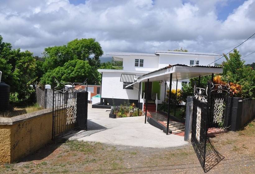 پانسیون Duncan S Hideaway Guesthouse