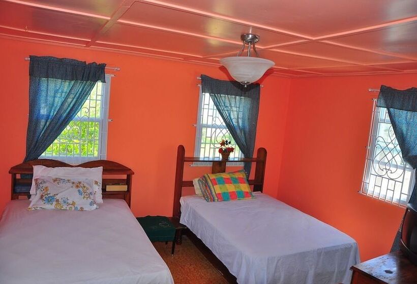 پانسیون Duncan S Hideaway Guesthouse