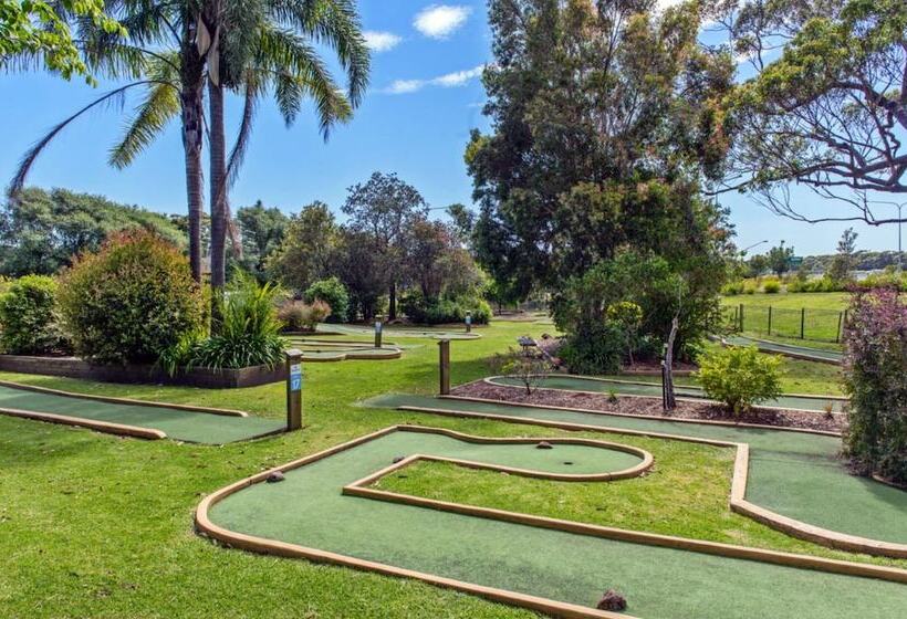 Resort Discovery Parks Burrill Lake, Ulladulla