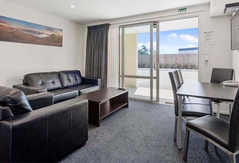 Rolleston Highway Motel