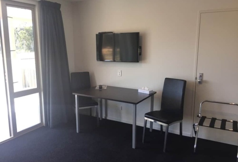 Rolleston Highway Motel