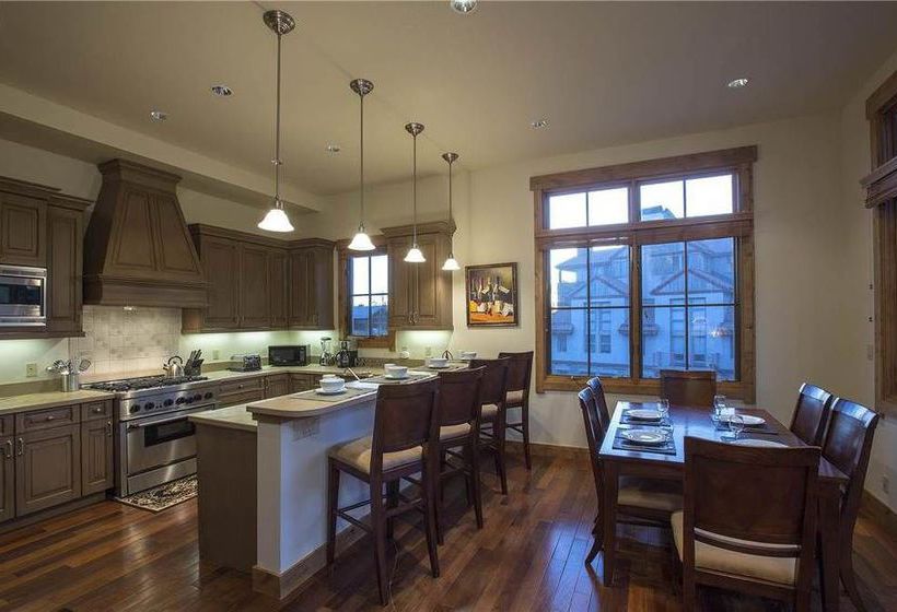 هتل Belvedere Park 8