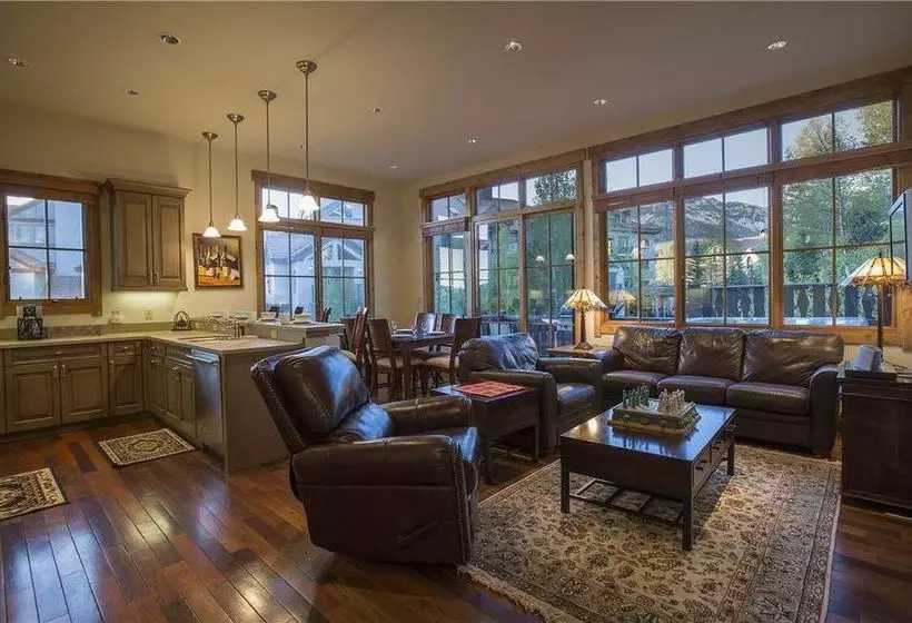 酒店 Belvedere Park 8